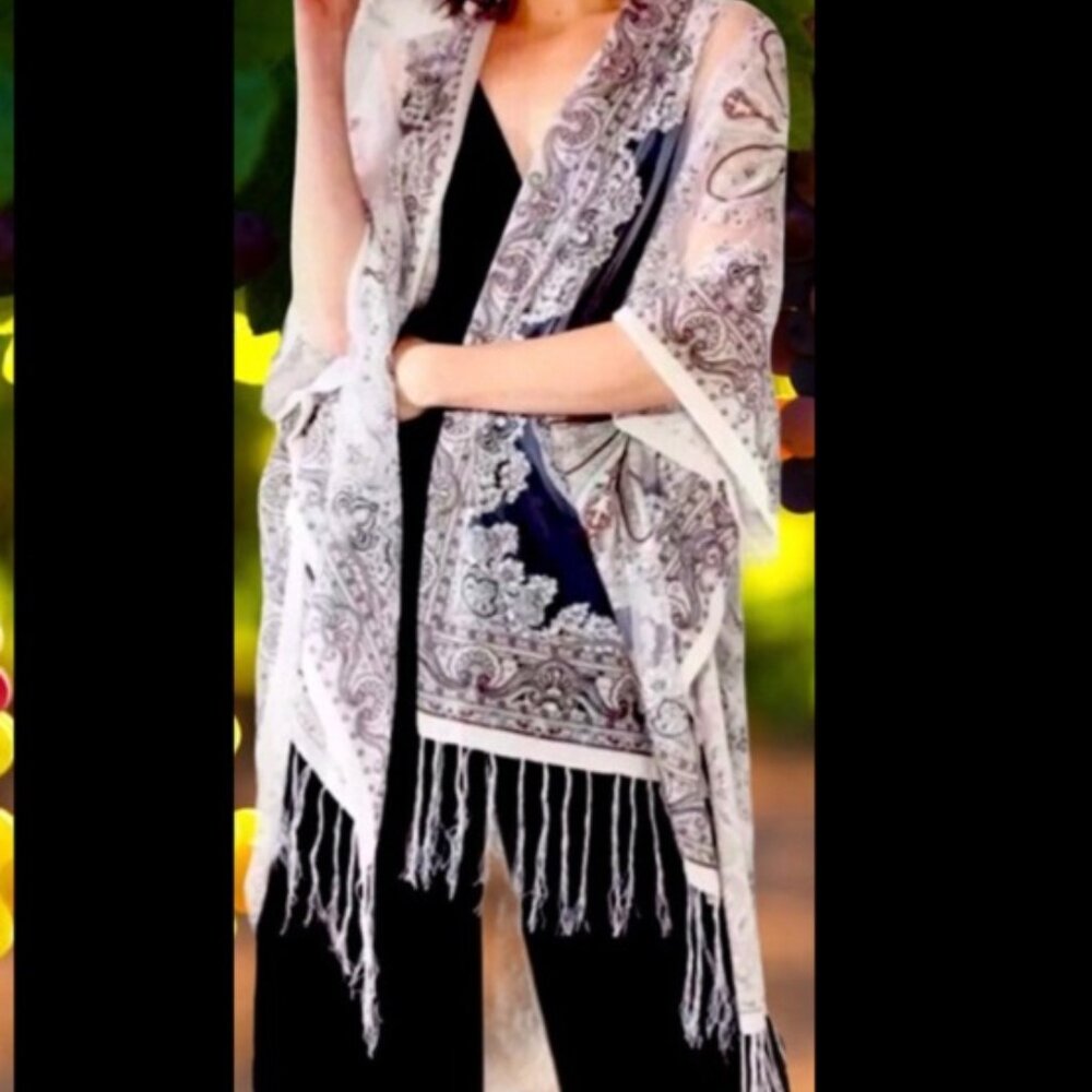 NEW No Brand Kimono White Block Print Sparkly Sheer Fringe Open Jacket Size OS